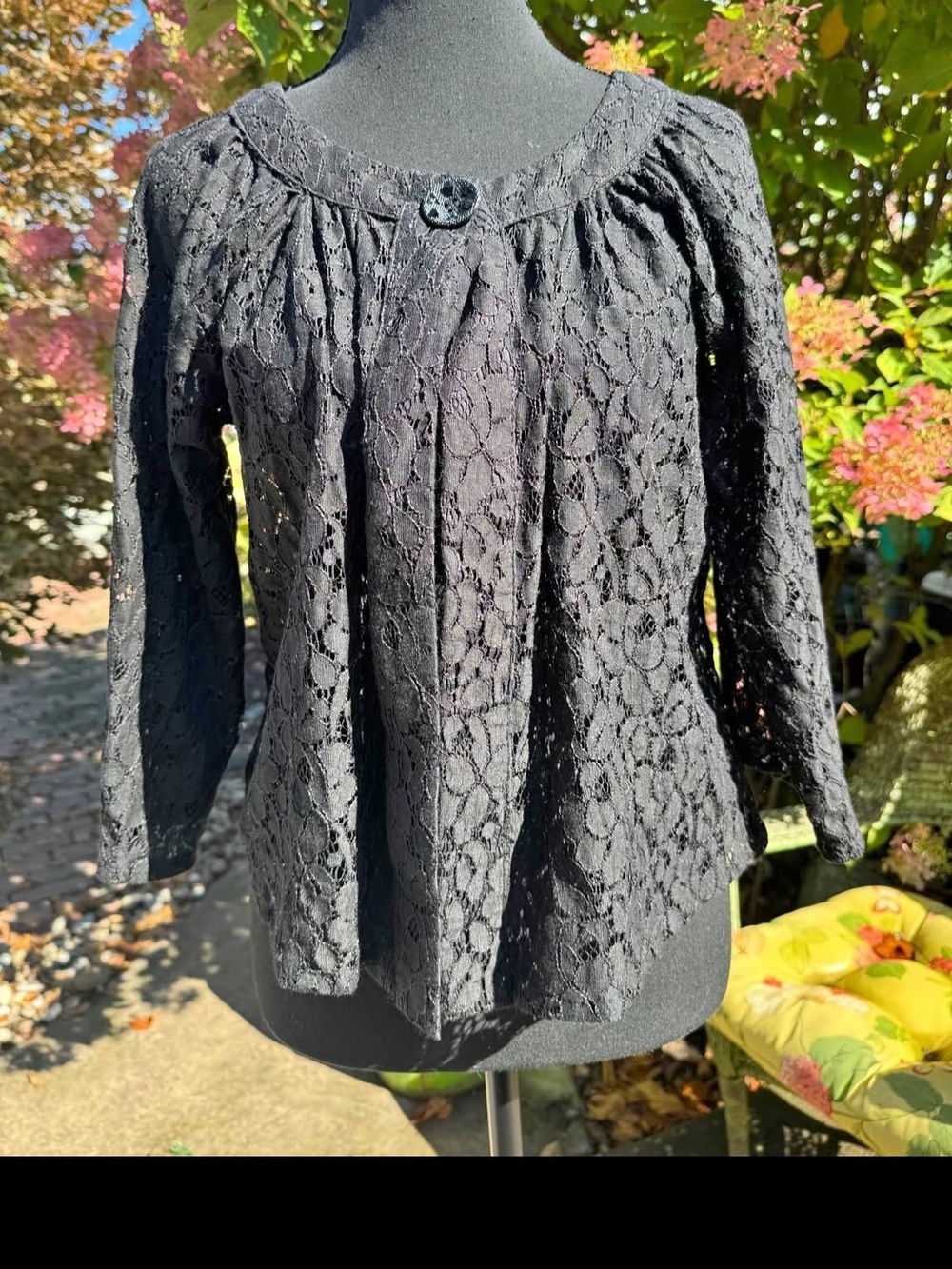 Solitaire Black Lace Blouse with Single Button